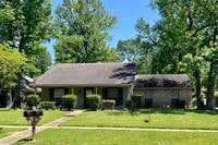 Building Photo - GREAT LOCATION IN HICKORY RIDGE