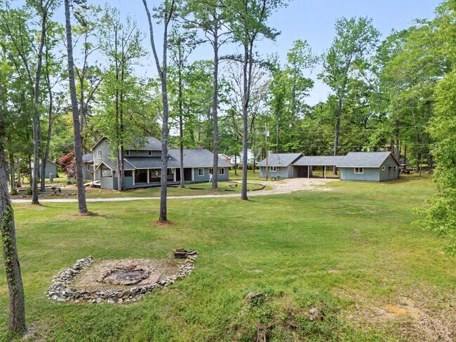 Building Photo - 3308 Gallant Fox Trail