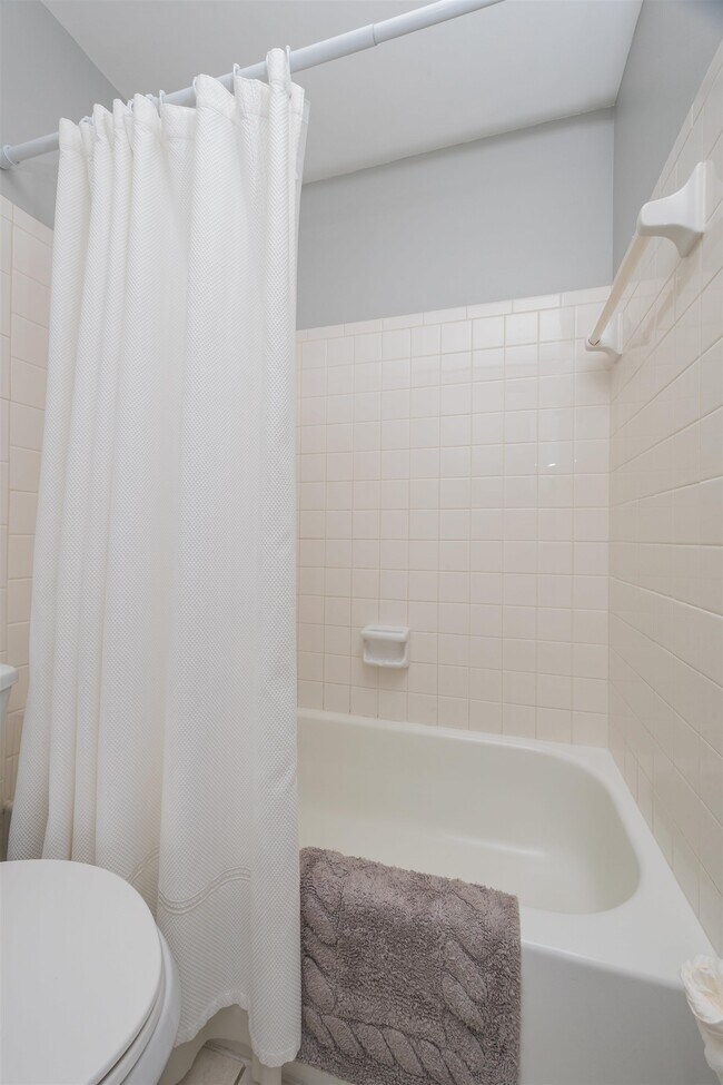 Building Photo - 880-A1A A1A Beach Blvd