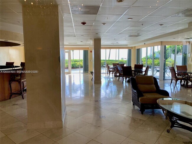 Building Photo - 16711 Collins Ave