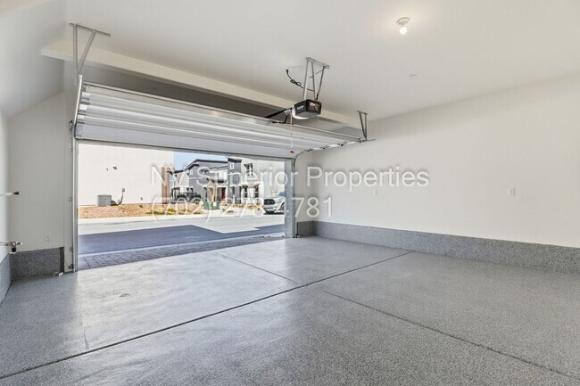 Building Photo - Aliante!! Never lived in!!! Gated!! Community Pool!!! Playground!! 2 Car Garage!! Tankless Hot wa...