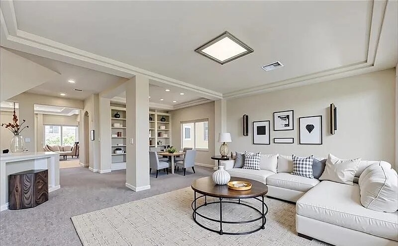 Building Photo - 7157 S Mann St