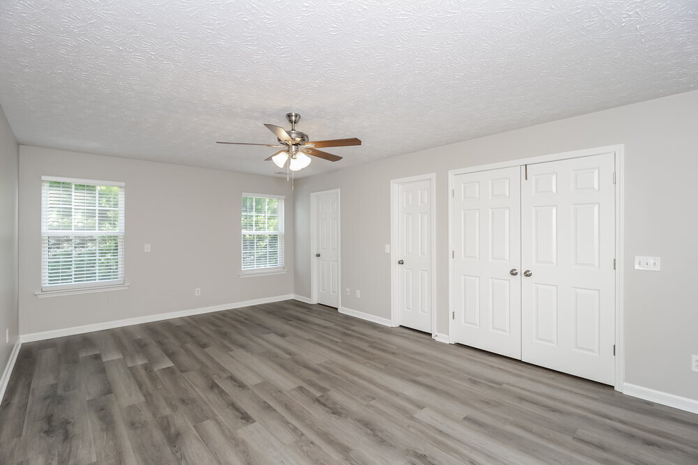 Building Photo - 143 Oak Grove Pl