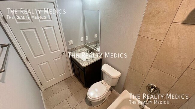 Building Photo - 1342 Defender St NW