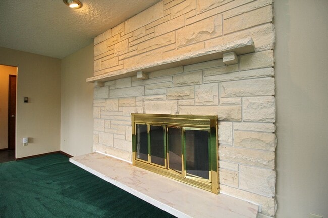 Building Photo - 2727 SE 58th Ave