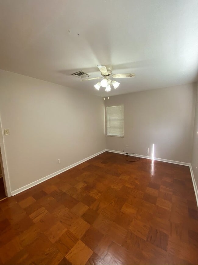 Building Photo - Updated 3 bedroom Bossier City, LA home for lease