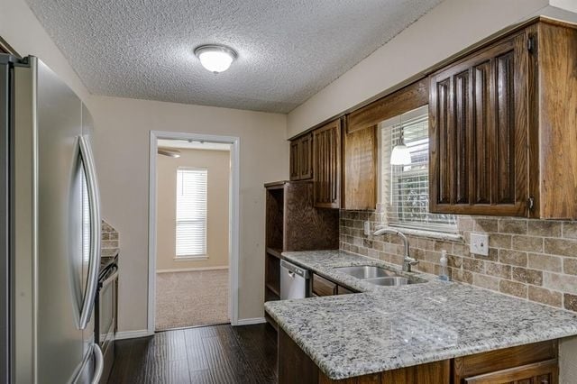 Kitchen - 417 E Kearney St