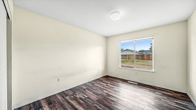 Building Photo - Spanish Springs Rental -- One Story.  No P...