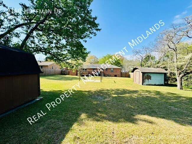 Building Photo - 2140 Huffman Dr