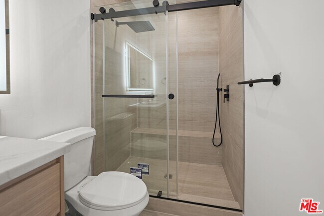 Building Photo - 13692 Erwin St