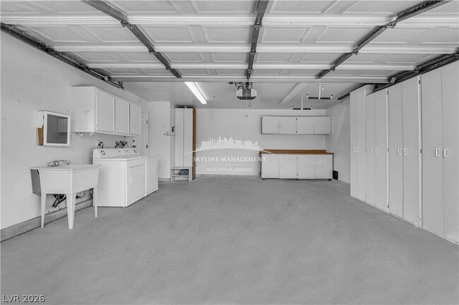 Building Photo - 6608 Silverstream Ave