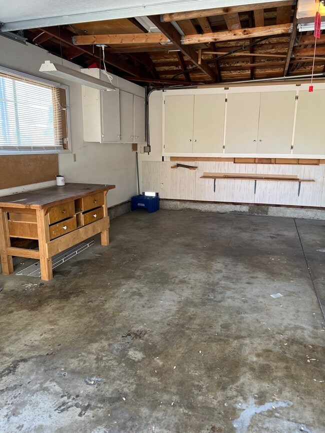 Building Photo - 1393 El Dorado Dr