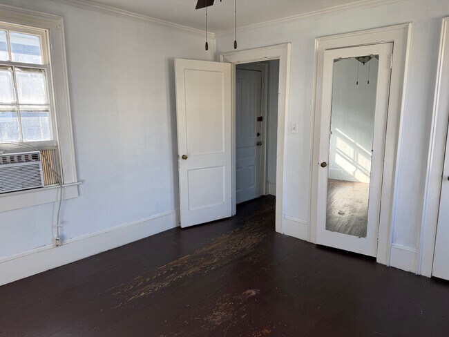 Building Photo - 107 S 5th Ave