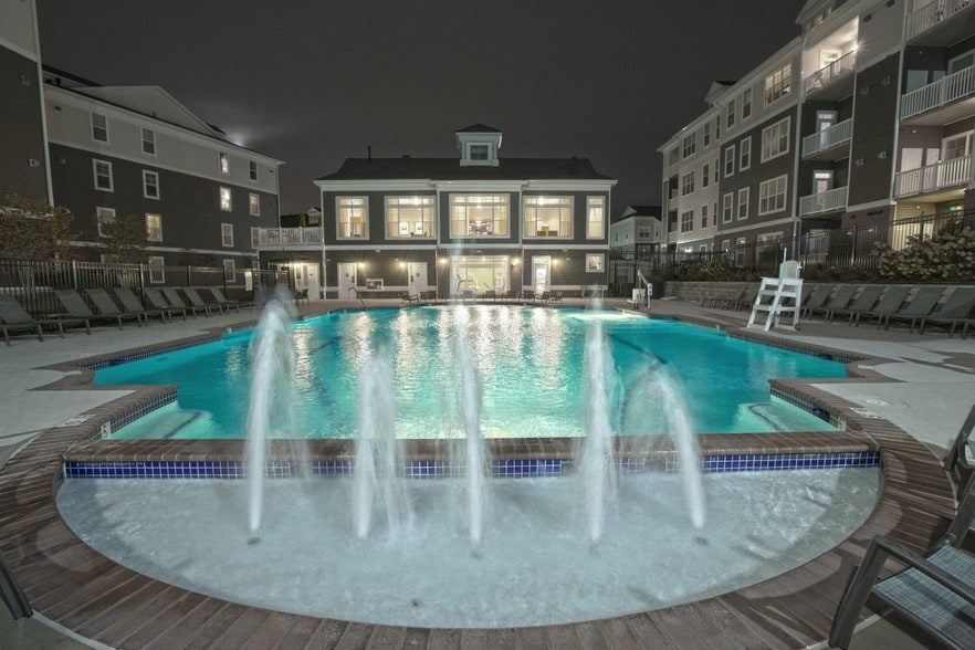 The Elms at Arcola 24710 Tribe Sq Sterling VA 20166 Apartment Finder