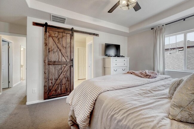 Building Photo - Charming 3 bedroom, 3 bathroom home in The...