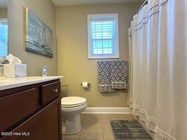 Building Photo - 225 Savannah Garden Dr