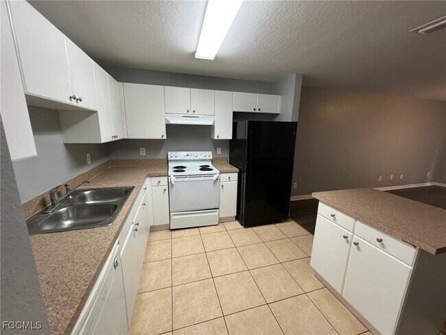 Building Photo - 415 East 12th Street