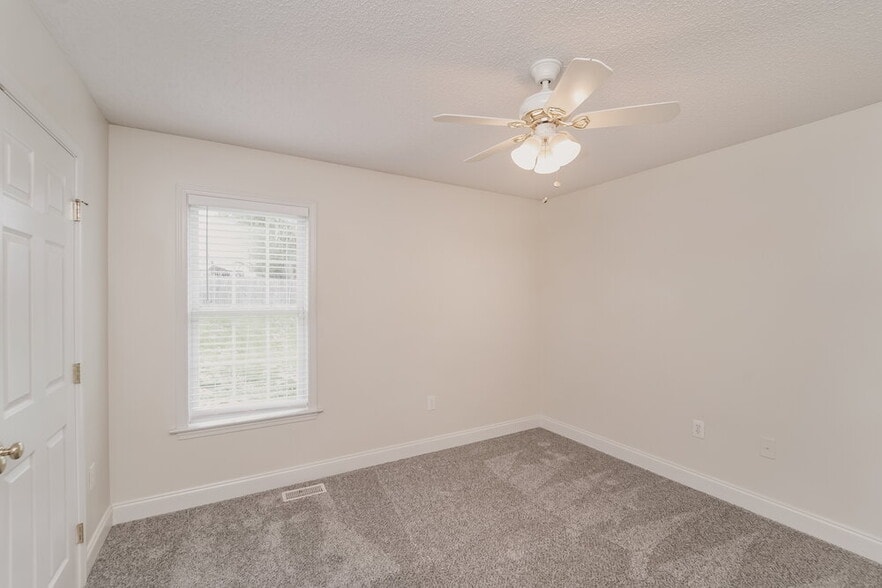 Building Photo - 4512 Carol Ct