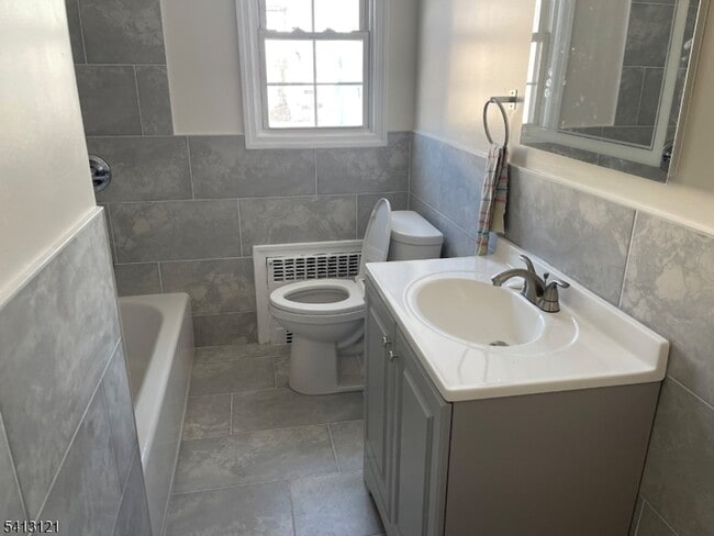 Building Photo - 58 Whitaker Ave