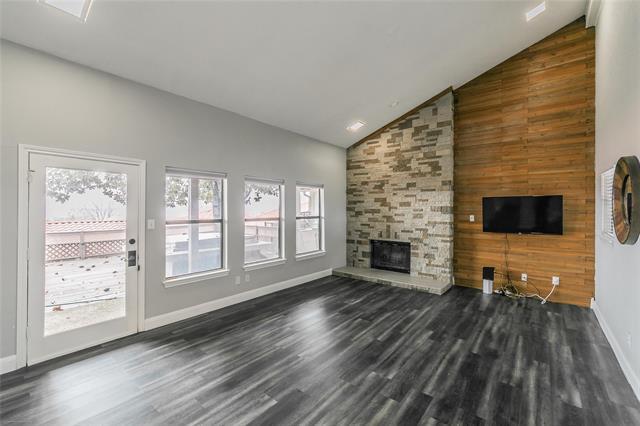 Building Photo - 3608 Hilltop Cir