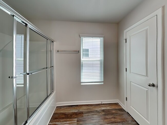 Building Photo - 1084 Benfield Ridge