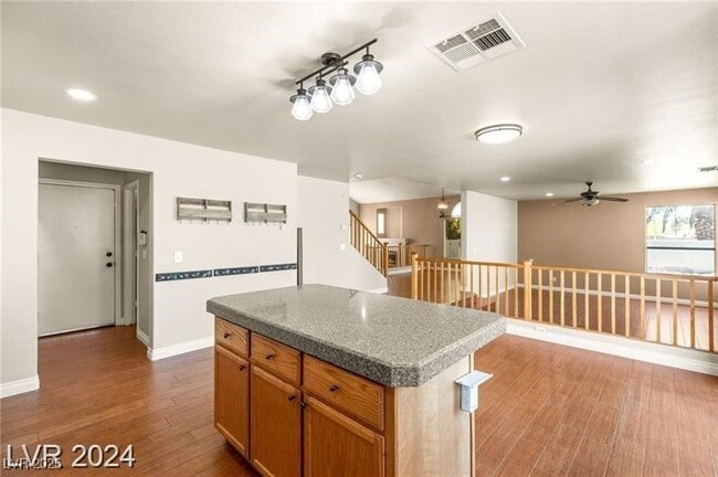 Building Photo - 3916 Varallo St