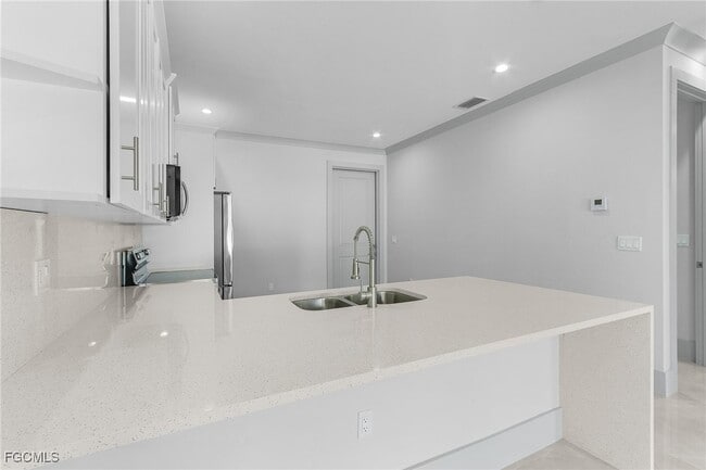 Building Photo - 2378 Hunter Blvd