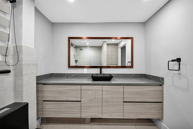 Building Photo - 145 NE 49th St