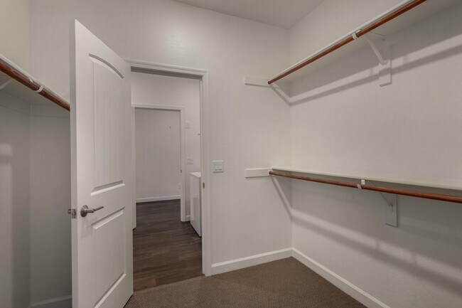 Building Photo - 20396 W Brittlewood Ave