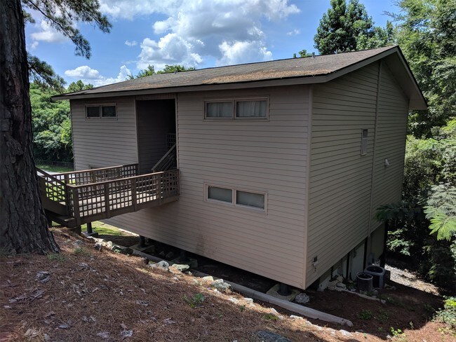 Building Photo - 3807 Pembrook Ct