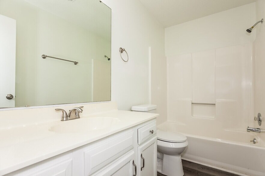Building Photo - 5422 Doverstone Ct