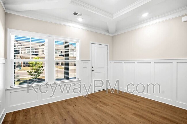 Building Photo - 3109 Venetian Dr