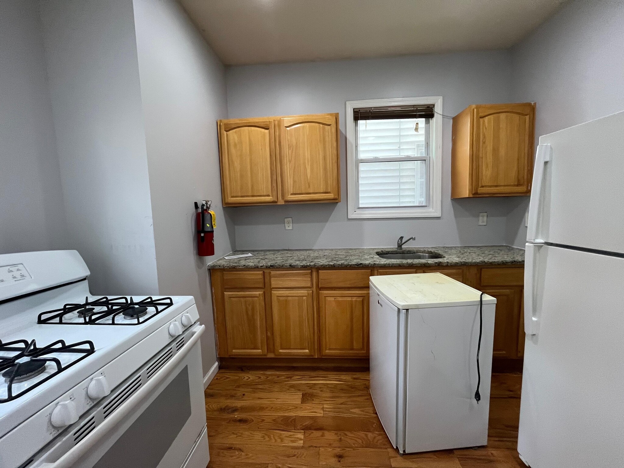 Building Photo - 166 Wilkinson Ave