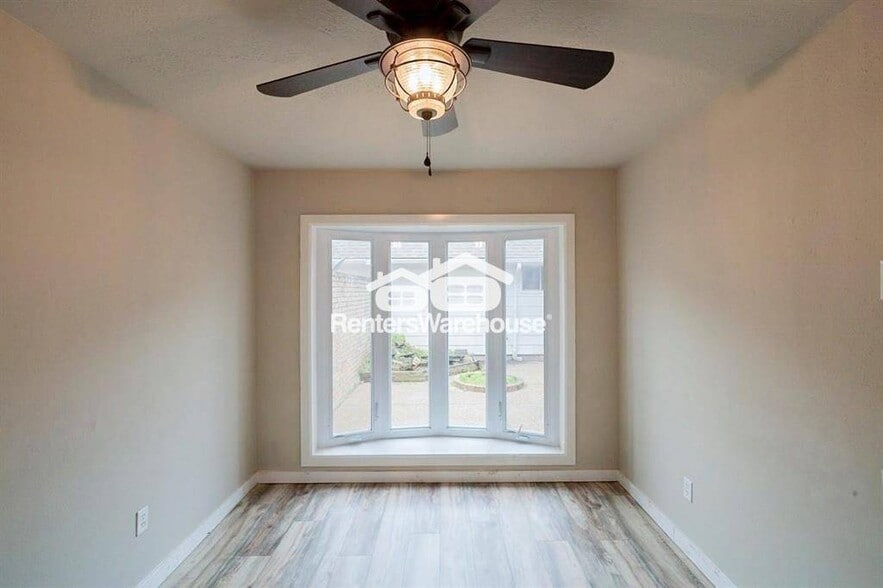 Building Photo - 1411 Ramada Dr