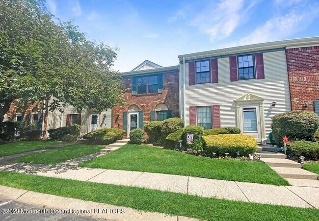 Primary Photo - 269 Bromley Pl