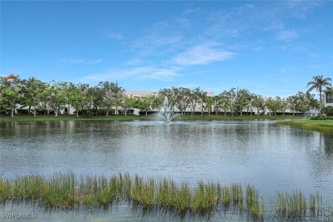Building Photo - 5012 Maxwell Cir