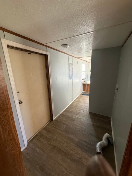 Building Photo - 8733 School St