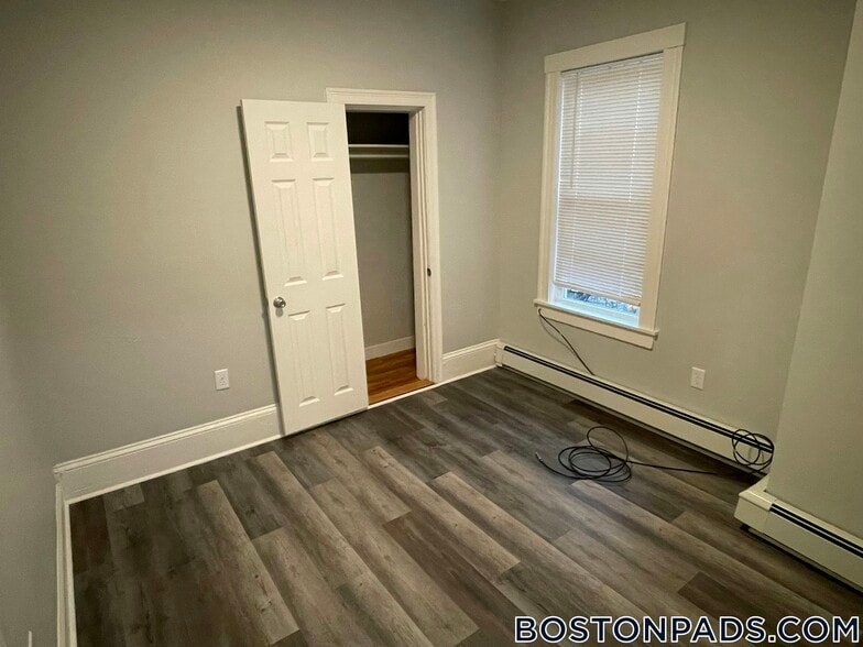 Building Photo - 1922 Columbus Ave