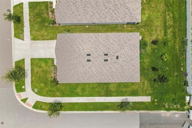 Building Photo - 11624 MIracle Mile Dr