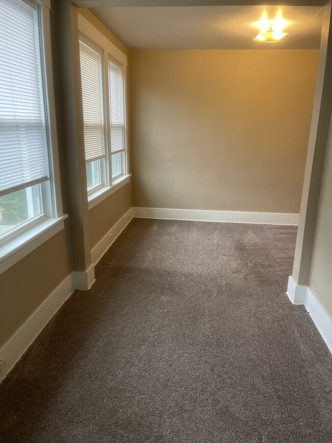 Building Photo - 1451 Tolma Ave