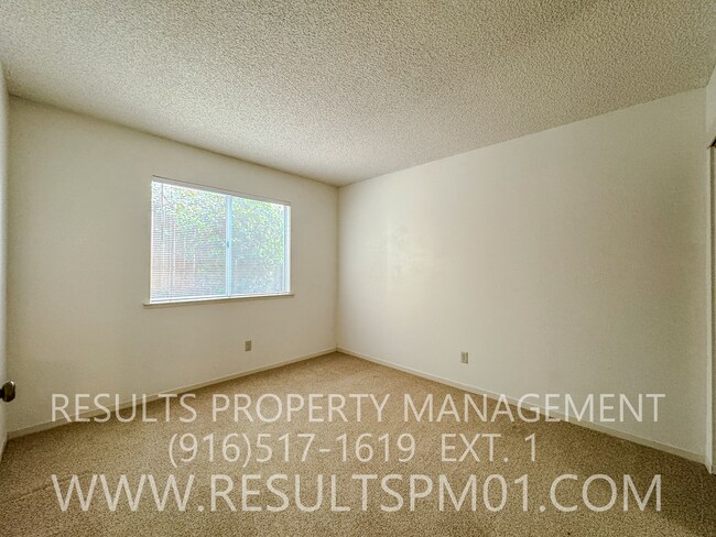 Building Photo - Stanford Ranch 3 Bedroom beauty!