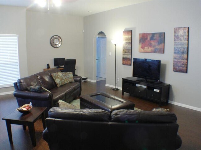 Building Photo - 930 Satellite View