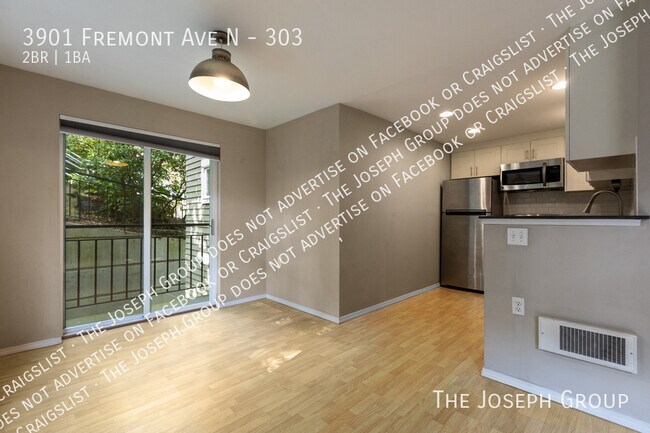 Building Photo - 3901 Fremont Ave N
