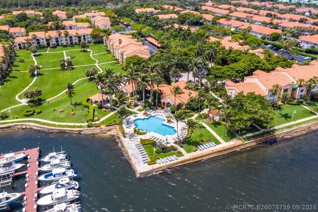 Building Photo - 103 Yacht Club Way