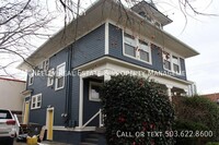 Building Photo - 3 Bed/ 1 Bath Duplex with Finished Attic -...