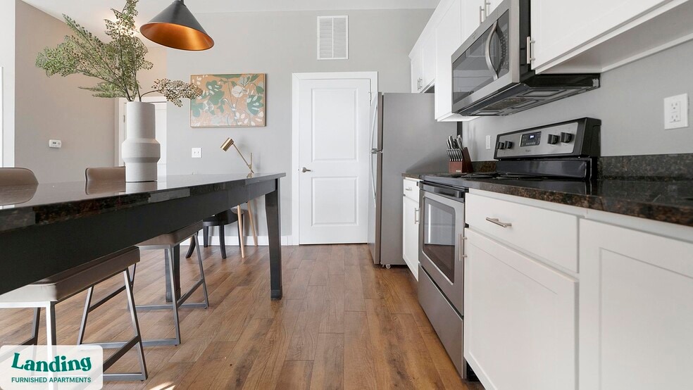 Building Photo - 41 E 9th Ave