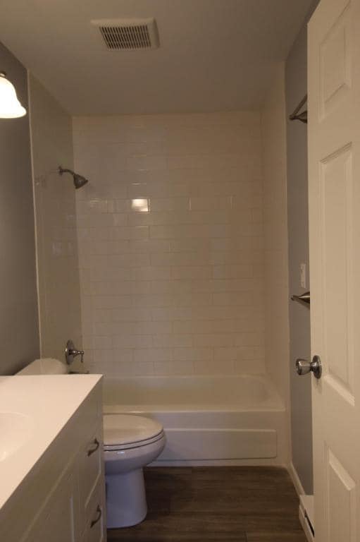 Building Photo - 708 N Main St