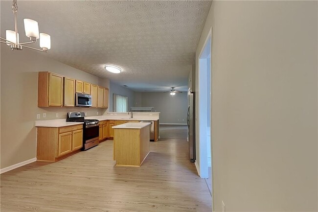 Building Photo - 928 Mill Creek Ave