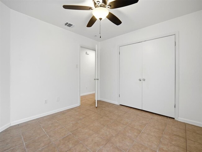Building Photo - 2304 Smith Branch Blvd