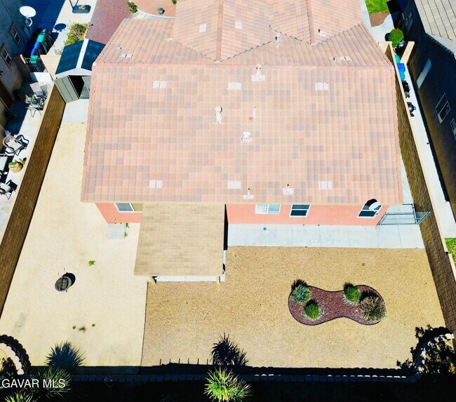 Building Photo - 5806 W Ave K-3